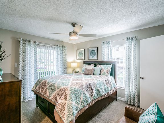 4th image of 5100 Live Oaks Blvd #211-05