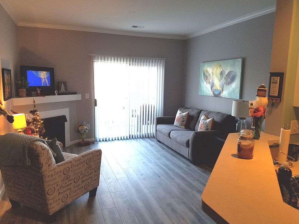 1st image of 301 N Knollwood Dr #4202