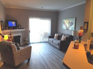 301 N Knollwood Dr #4202, Blacksburg, VA 24060