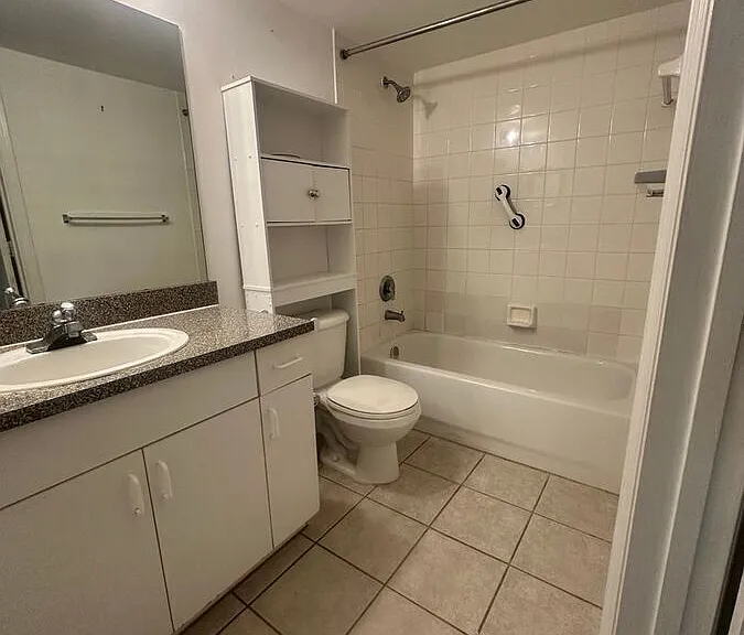 5011 Wiles Rd #3-207 — Photo 8