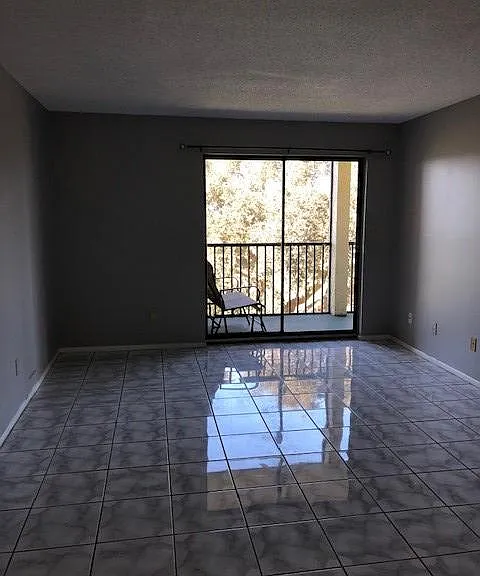 1st Bedroom walkout to Lanai