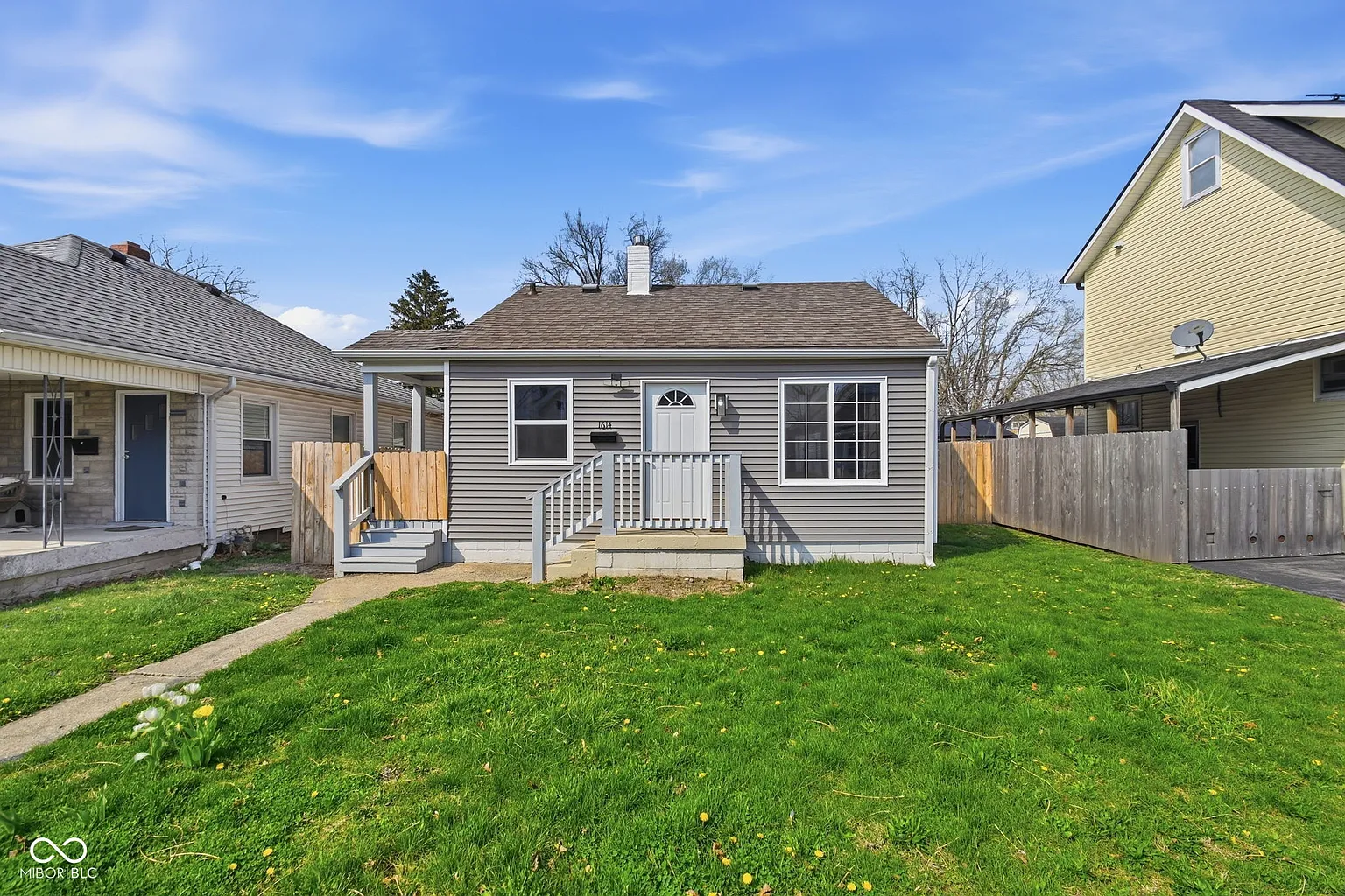 1614 E Kelly St photo 1