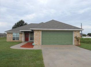 325 Schooner Rd, Gun Barrel City, TX 75156