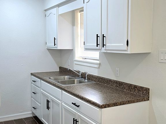 5th image of 1340 Rio Grande St #1340
