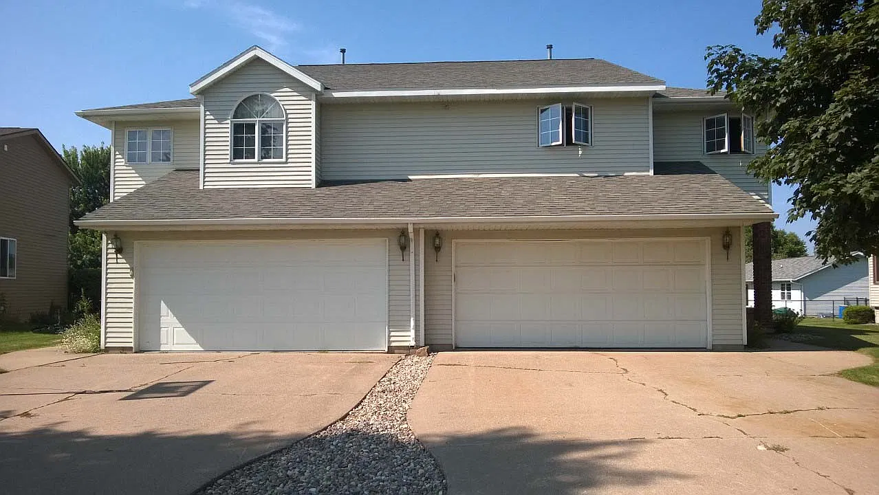 1206-1208 Nicolet Street - 1208 — Photo 3