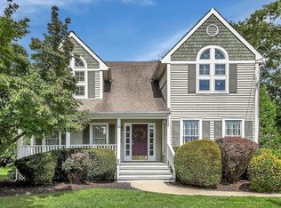 55 Wyandanch Ave, Babylon, NY 11702