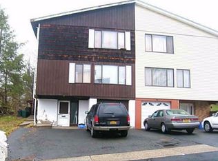 40 Forest Brook Rd, Nanuet, NY 10954