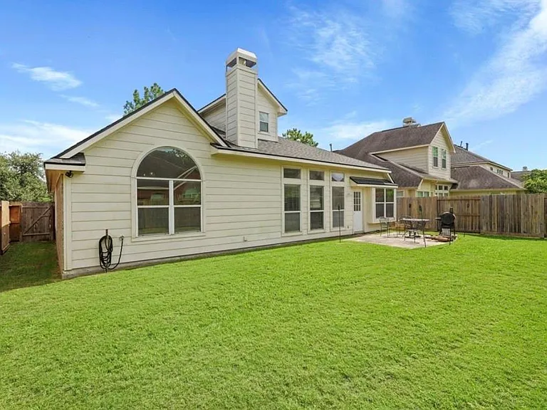 3106 Valley Ct — Photo 27