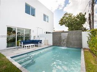 3461 SW 25th St, Miami, FL 33133