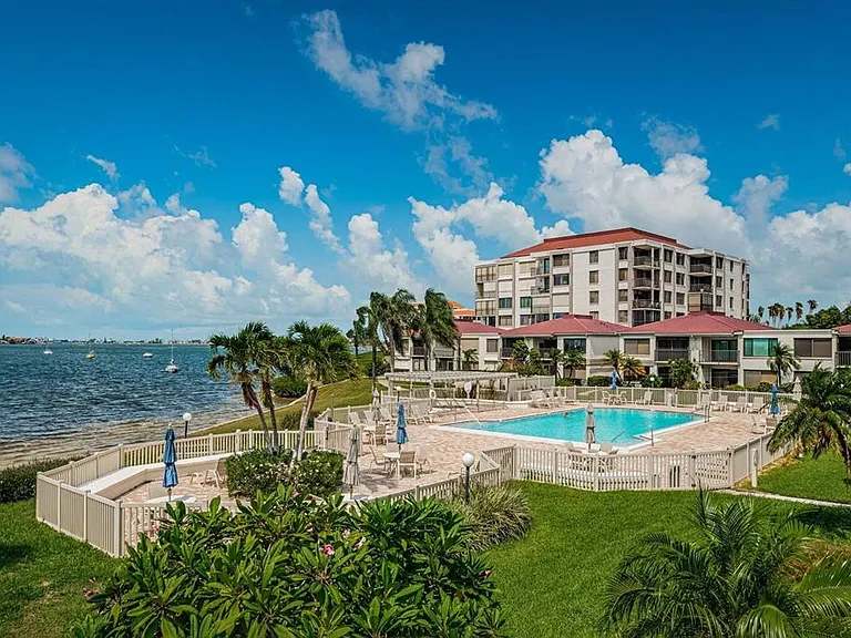 6365 Bahia Del Mar Blvd #210 — Photo 27