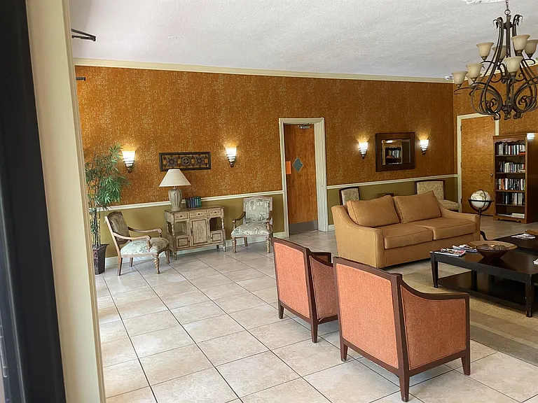 502 Davis Rd #6 — Photo 34
