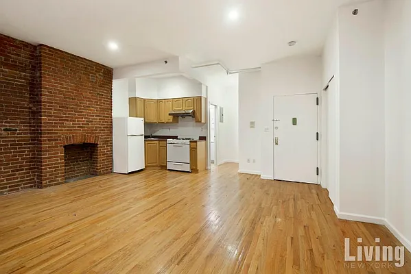 Rented by Living New York | media 25