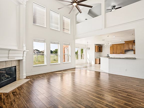 4th image of 10405 Fairway Vista Dr