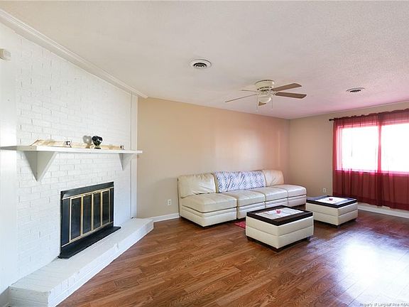 3rd image of 4521 Spinel Dr