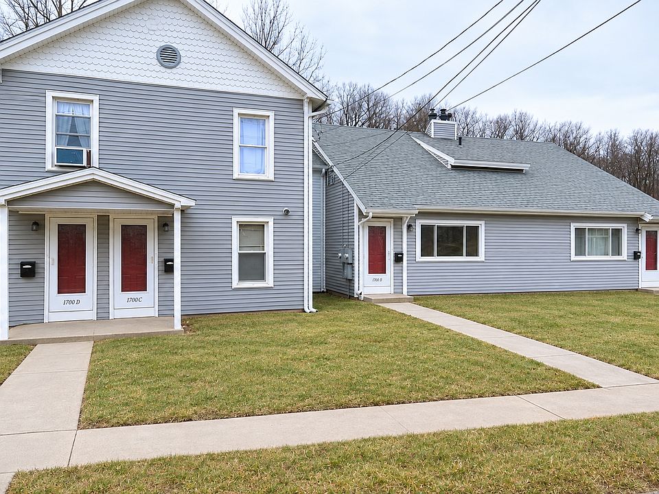 1st image of 1700 Farmington Ave #D