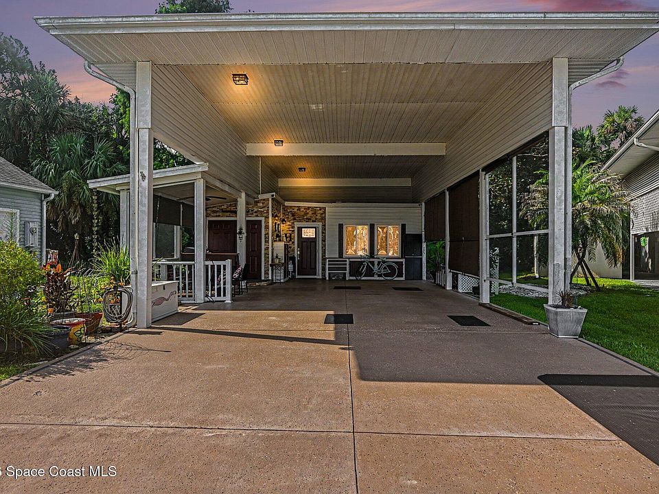 1st image of 439 Plantation Dr
