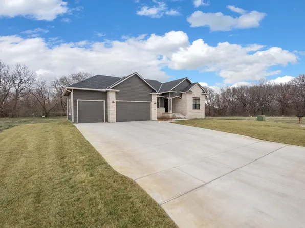 534 N Backwoods Ct, Valley Center, KS 67147