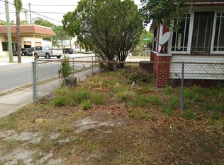 219 N Orange St, New Smyrna Beach, FL 32168