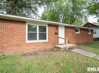 603 S Maple St, West Frankfort, IL 62896