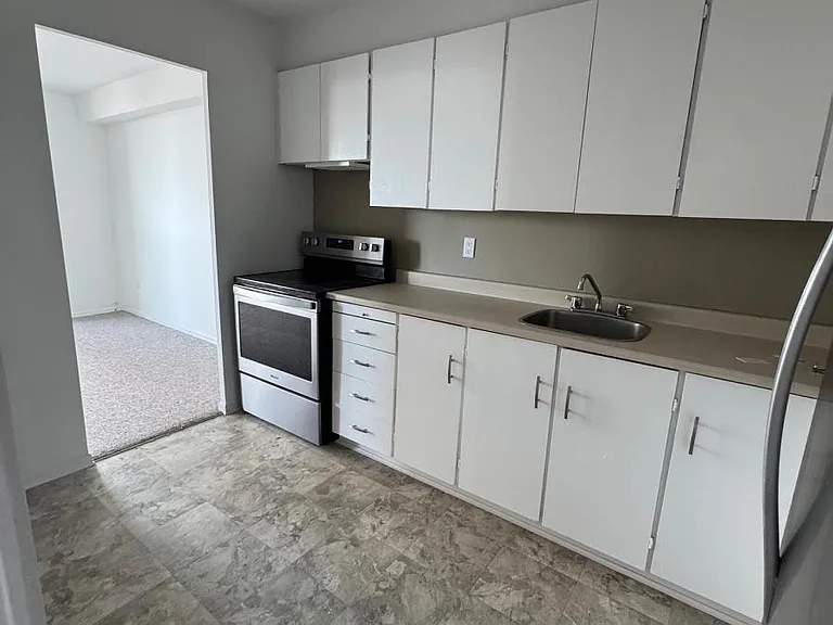 1 Massey Sq #2218 — Photo 8