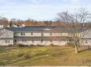 1615 N 6th Ave, Washington, IA 52353