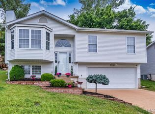 4061 Whitehall Dr, Arnold, MO 63010