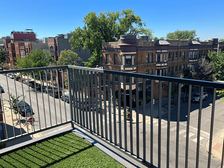 HIGHPOINT Lakeview on Sheffield — Photo 12