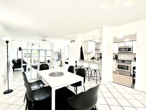 3rd image of 7021 Environ Boulevard #417