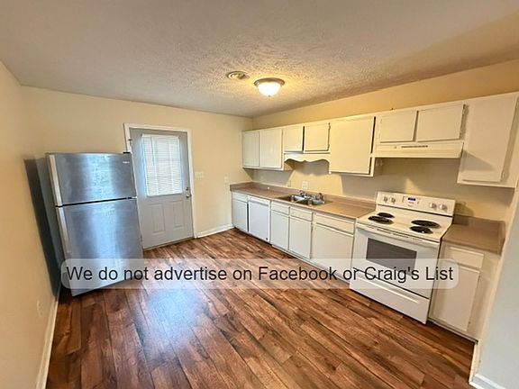 3rd image of 191 Bahia Ln