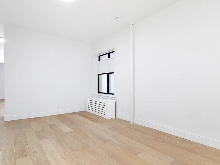 690 Riverside Dr #1C — Photo 4