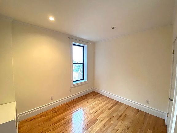 3rd image of 45 4th Ave #5