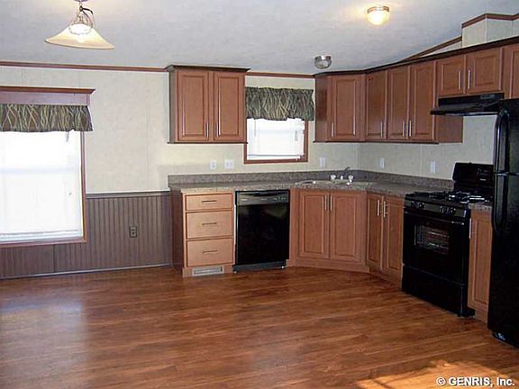 4th image of 824 State St Lot A2