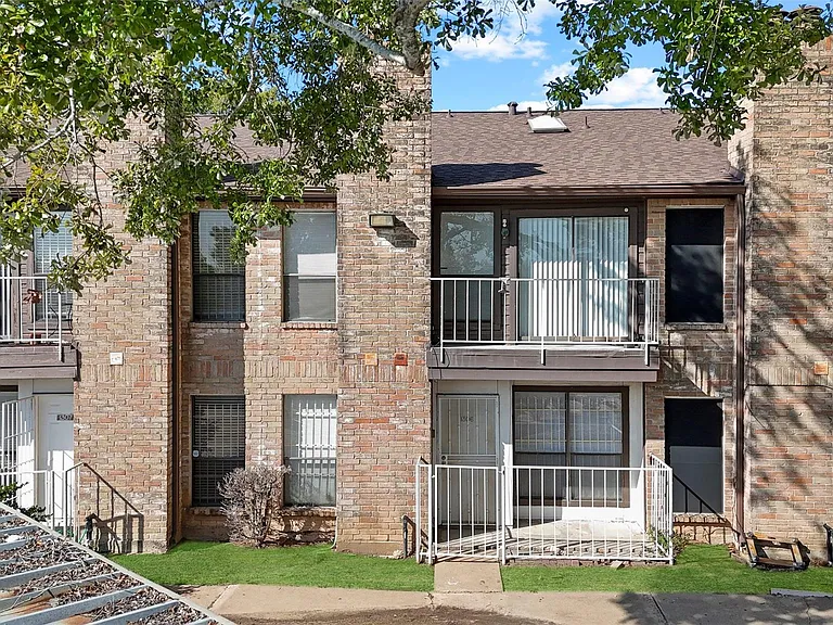 6633 W Airport Blvd #1306 — Photo 4