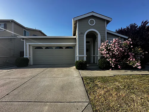 2528 Bickford Cir Photo 1