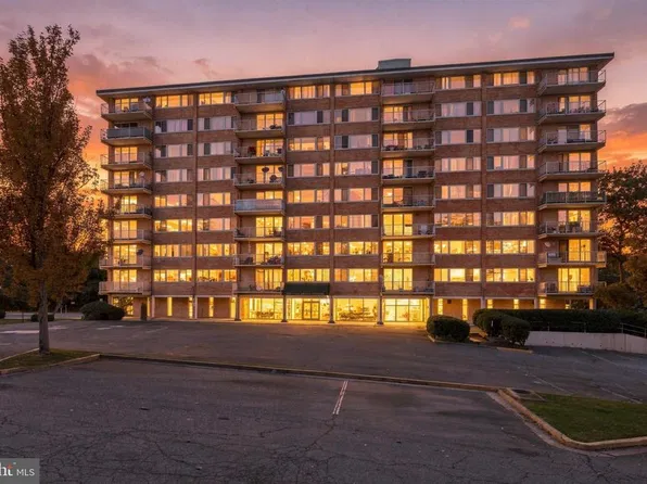 4520 King St APT 406, Alexandria, VA 22302