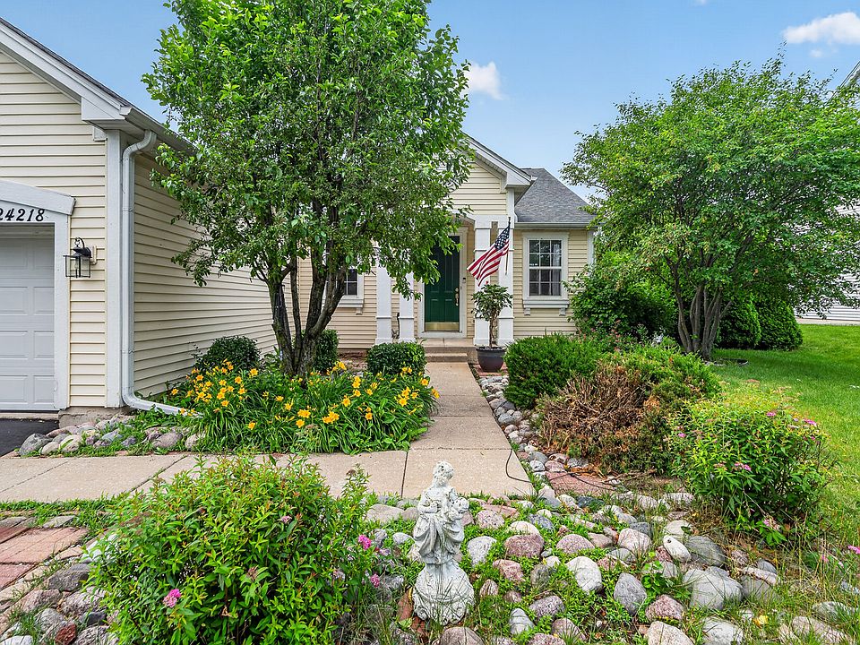 1st image of 24218 W Apple Creek Ln