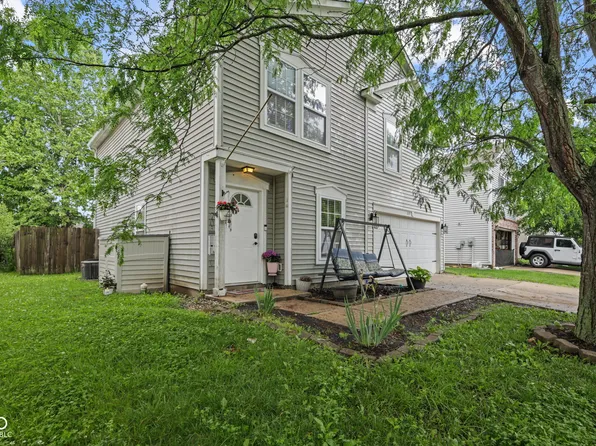 1179 N Aberdeen Dr, Franklin, IN 46131