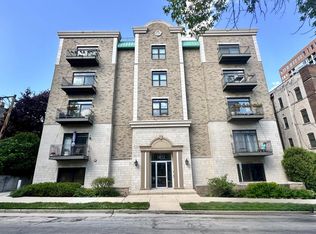 1812 E Lafayette Pl APT 306, Milwaukee, WI 53202