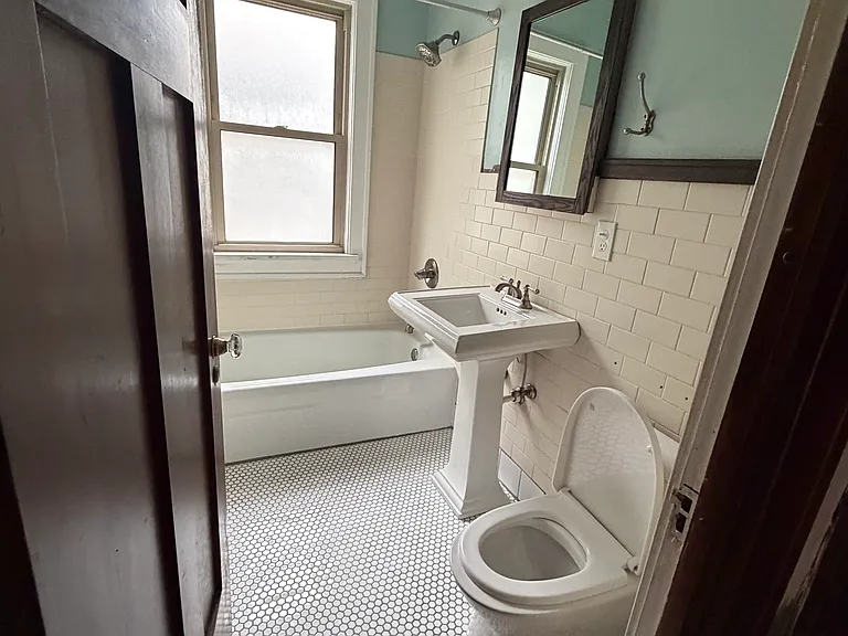 1738 N 49th St — Photo 15
