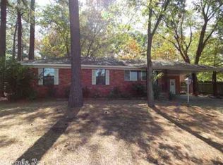 13911 Debbie Ln, Shannon Hills, AR 72103