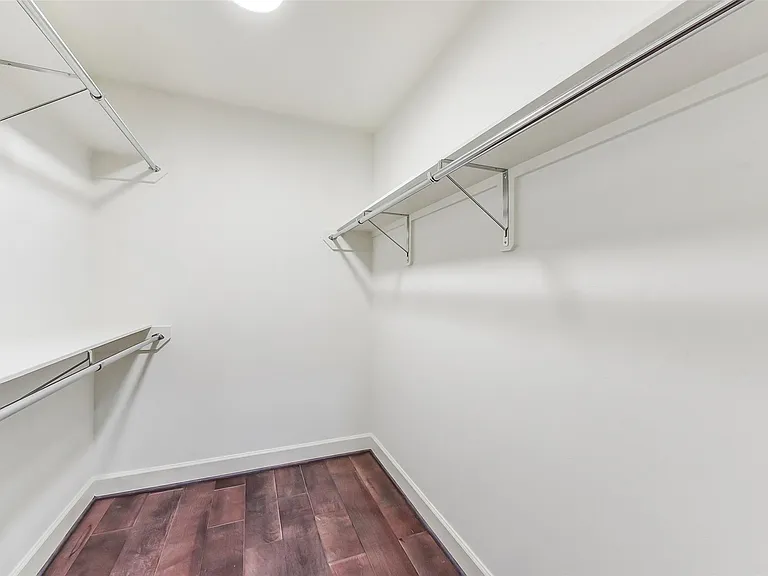 7505 Brompton St — Photo 13