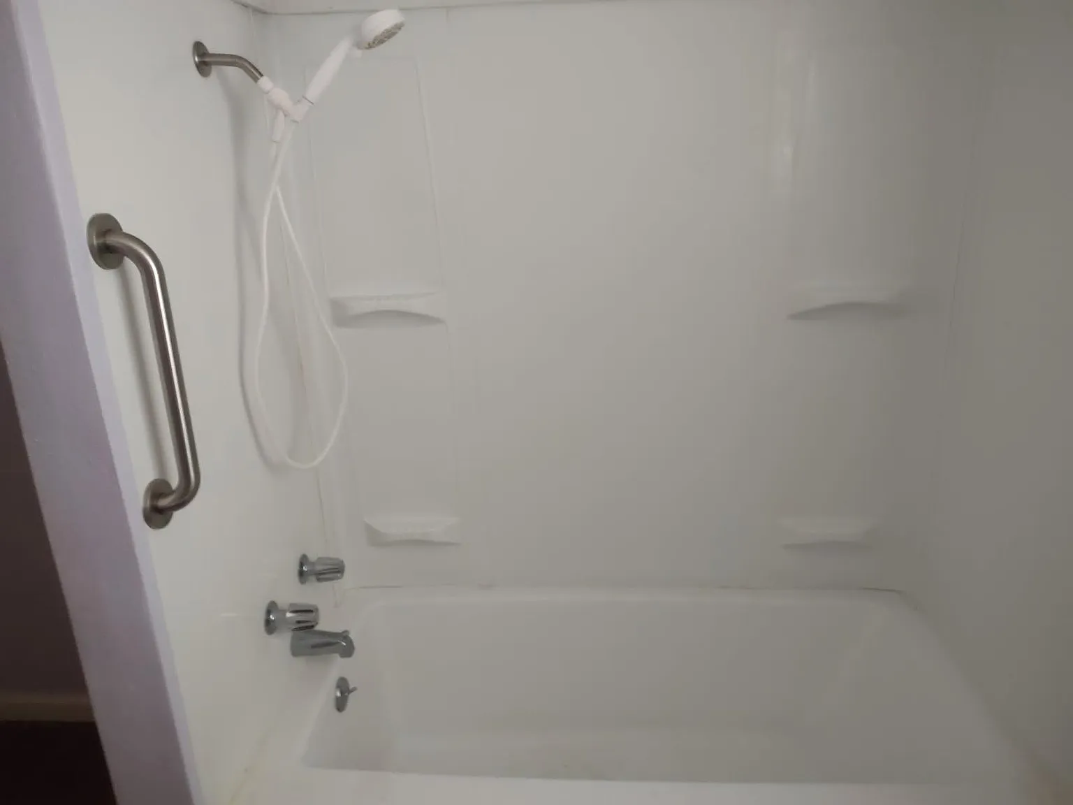 3 bed, 1164 sqft, $1,300 — Photo 4