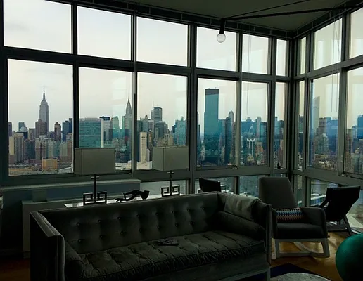 Rented by iList, LLC | media 5