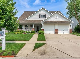 15001 Montclair Dr, Westfield, IN 46074