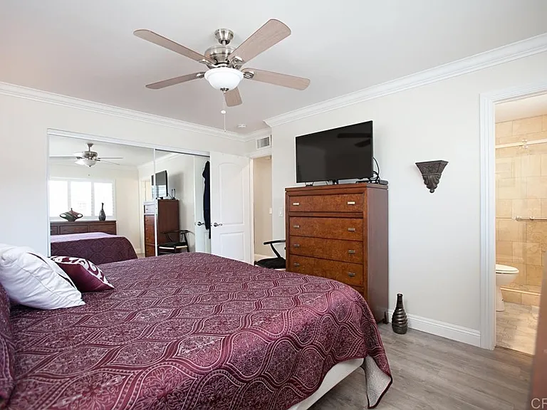 925 La Fiesta Way — Photo 42