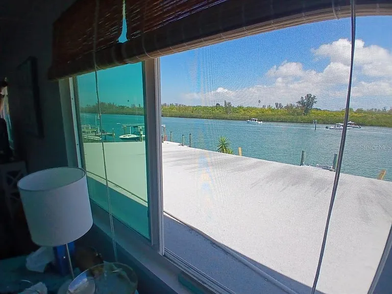 18213 Gulf Blvd #A — Photo 4