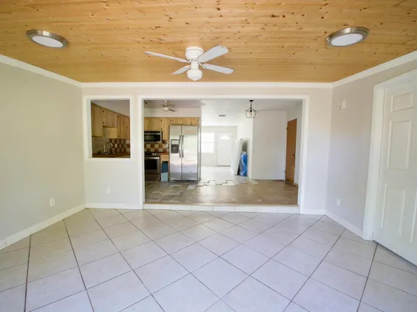 1004 Louisiana Avenue, Sebastian, FL 32958