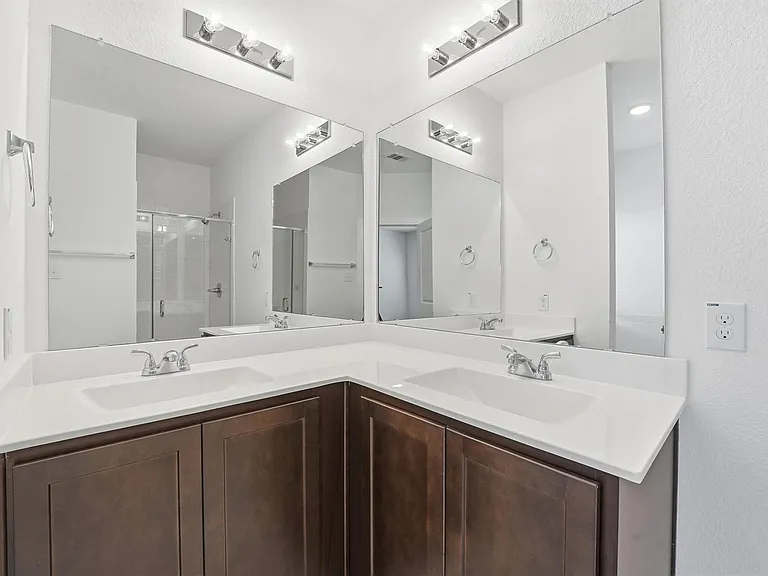 4506 Blue Moutain Laurel — Photo 30