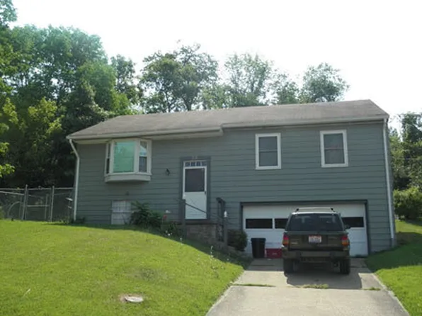 20 Berkley Dr, Athens, OH 45701