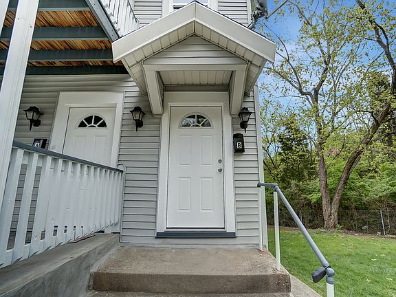 3rd image of 3810 Burwood Ave #B